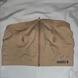 Medela Camel Zip-Up Nursing Bra